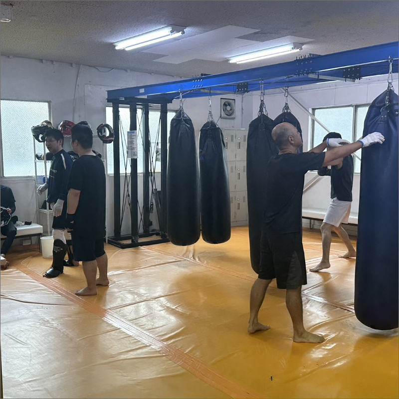 REstart KICKBOXING GYM 14